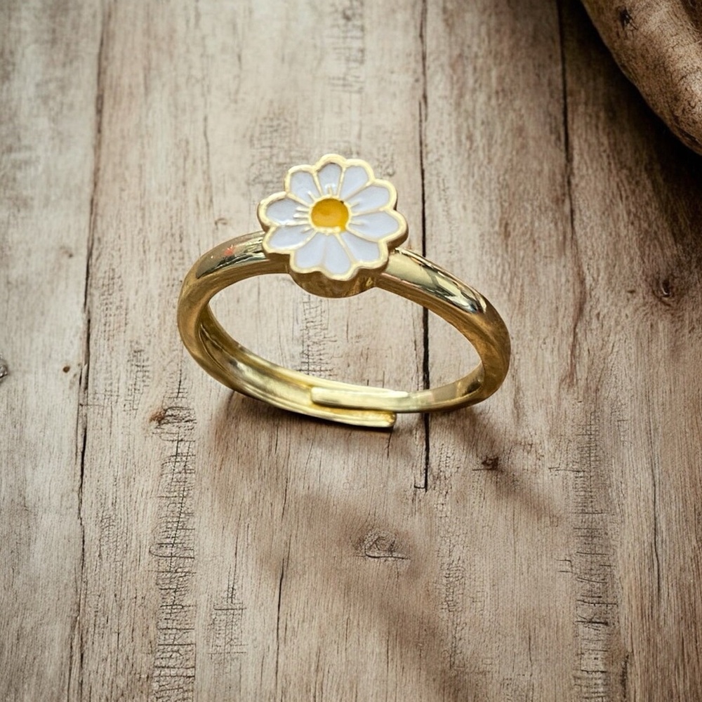 Adjustable Fidget Spinner Daisy Flower Rings - Picture 10 of 11